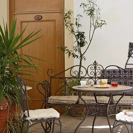 德尔科索酒店 3*