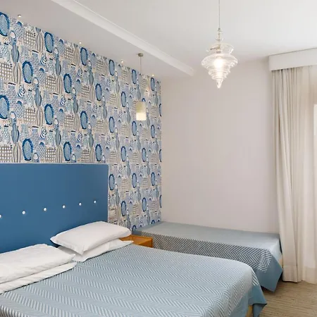 德尔科索酒店 3*