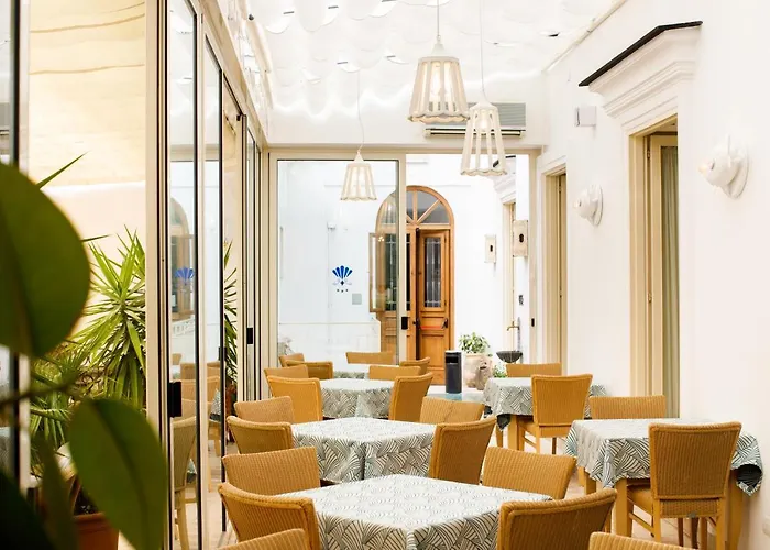 Отель Del Corso 3*