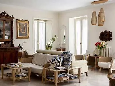 Del Corso Отель 3*