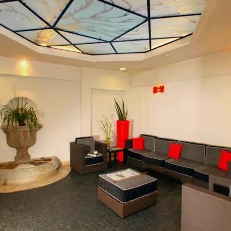 فندق Del Corso 3*